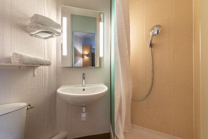 B&B Hotel Nantes Reze St Sebastien Saint-Sébastien-sur-Loire Exteriör bild